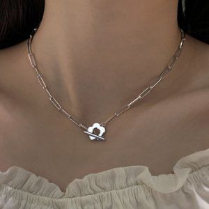 *NEW 925 Sterling Silver Flower Toggle Necklace